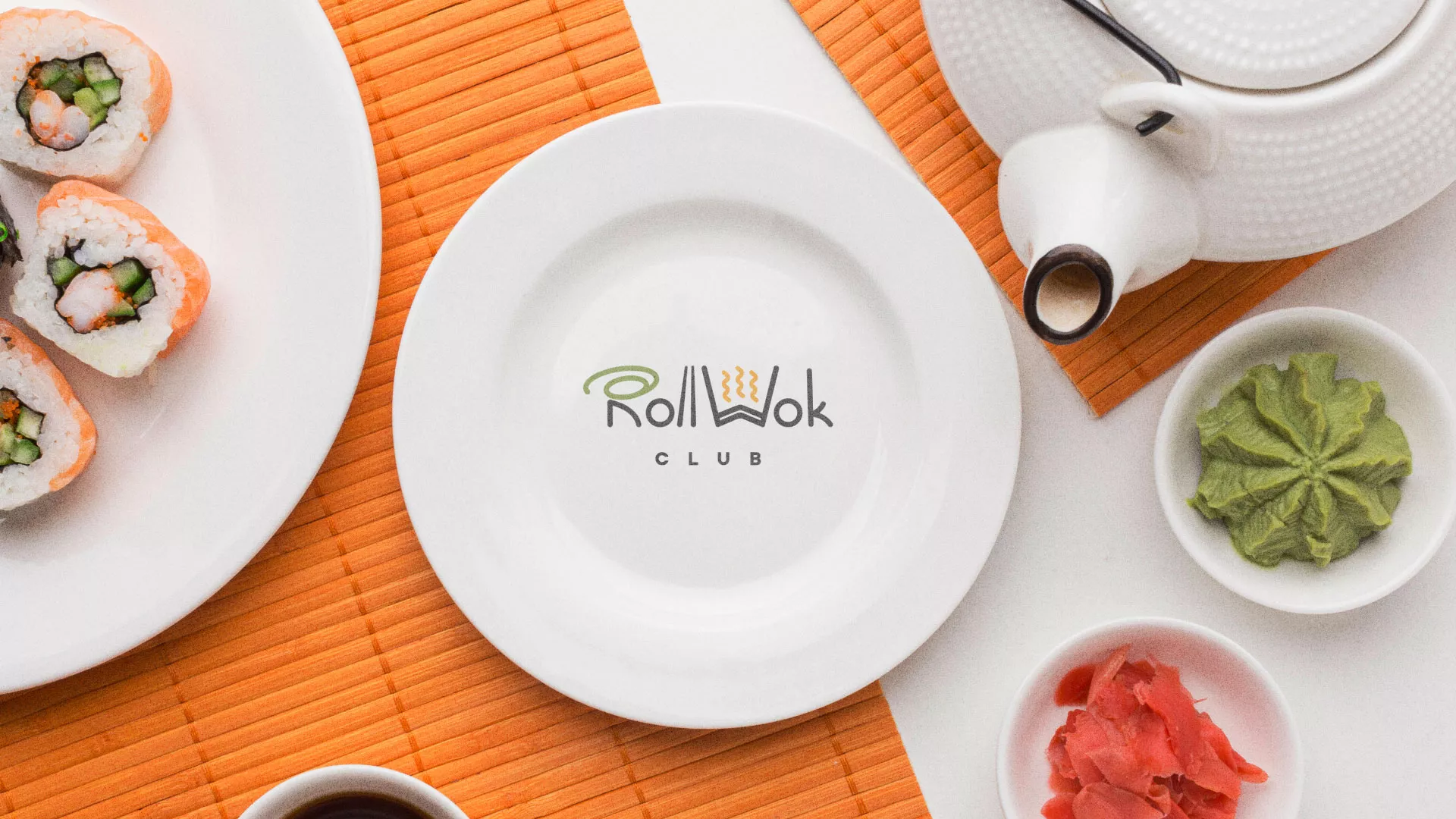 Разработка логотипа и фирменного стиля в Велиже для суши-бара «Roll Wok Club» Разработка логотипа и фирменного стиля в Велиже для суши-бара «Roll Wok Club»